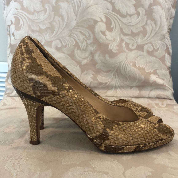 Cole Haan Shoes - Cole haan heels